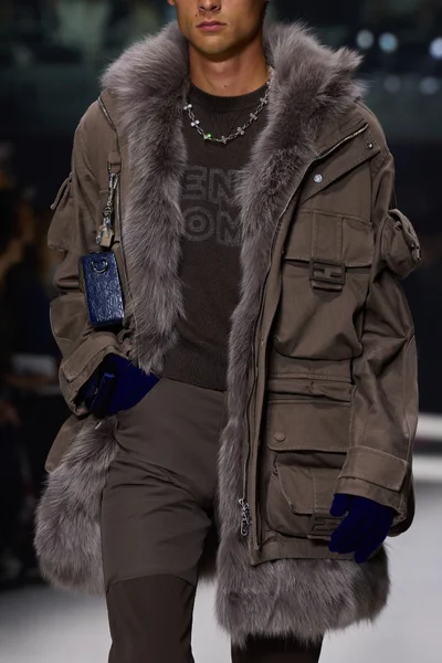 Look 65